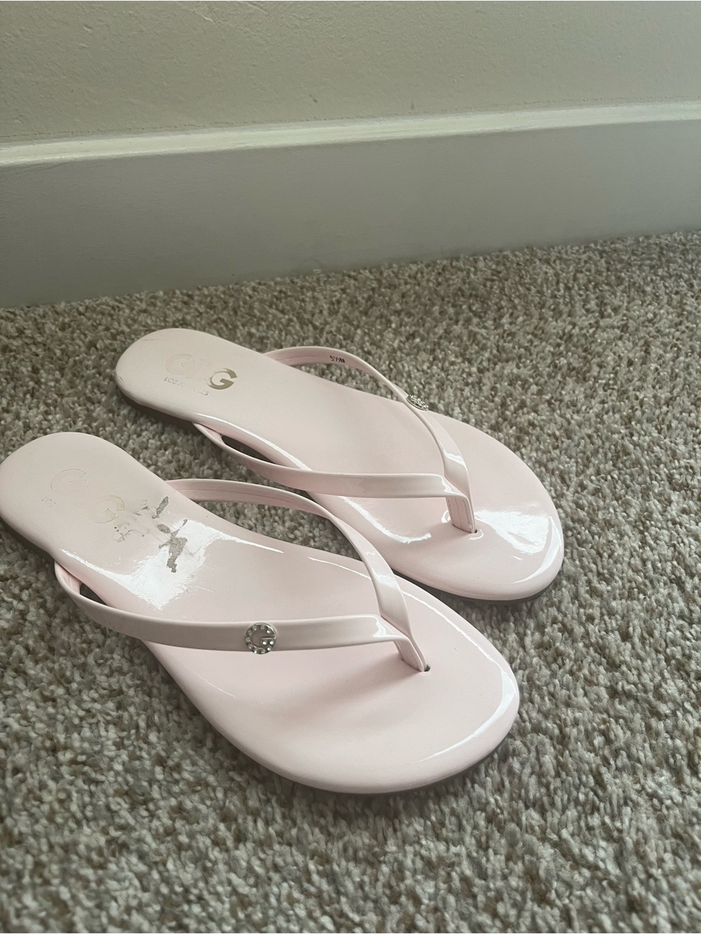 Women’s baby Pink Glossy Flip-Flop Sandals